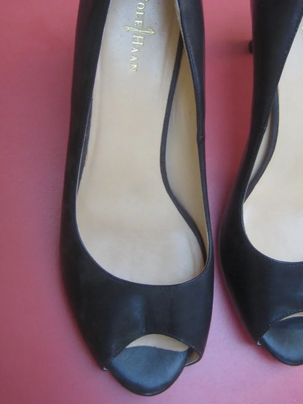 LADY'S BLACK LEATHER OPEN TOE SIZE 8.5 COLE HAAN 3